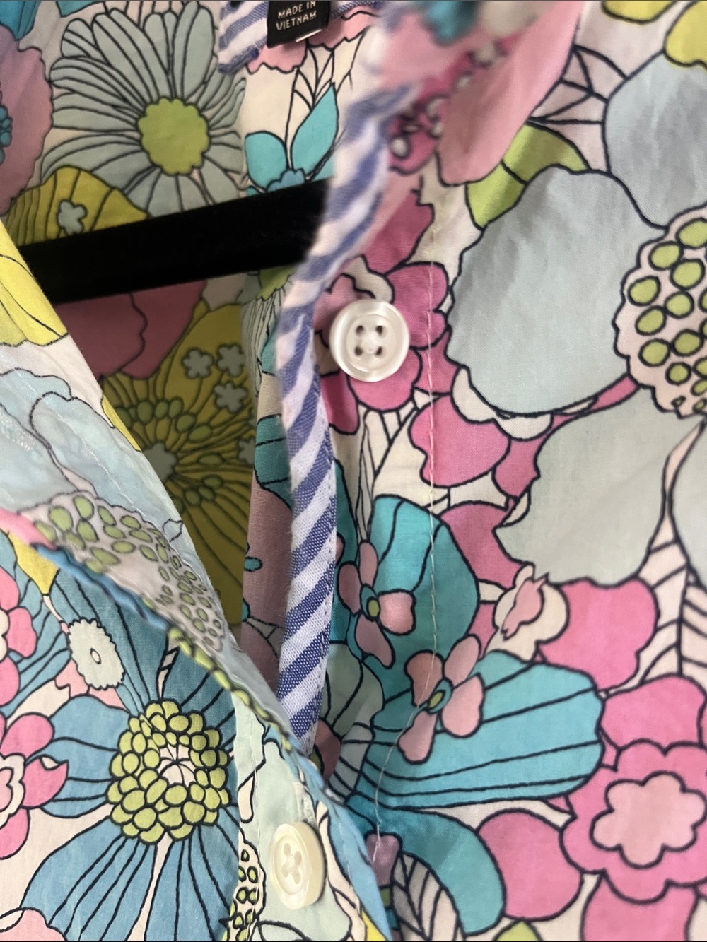 Talbots Retro Pastel Floral Button-Down in Pink, Blue & Yellow size Large Petite - Picture 5 of 8